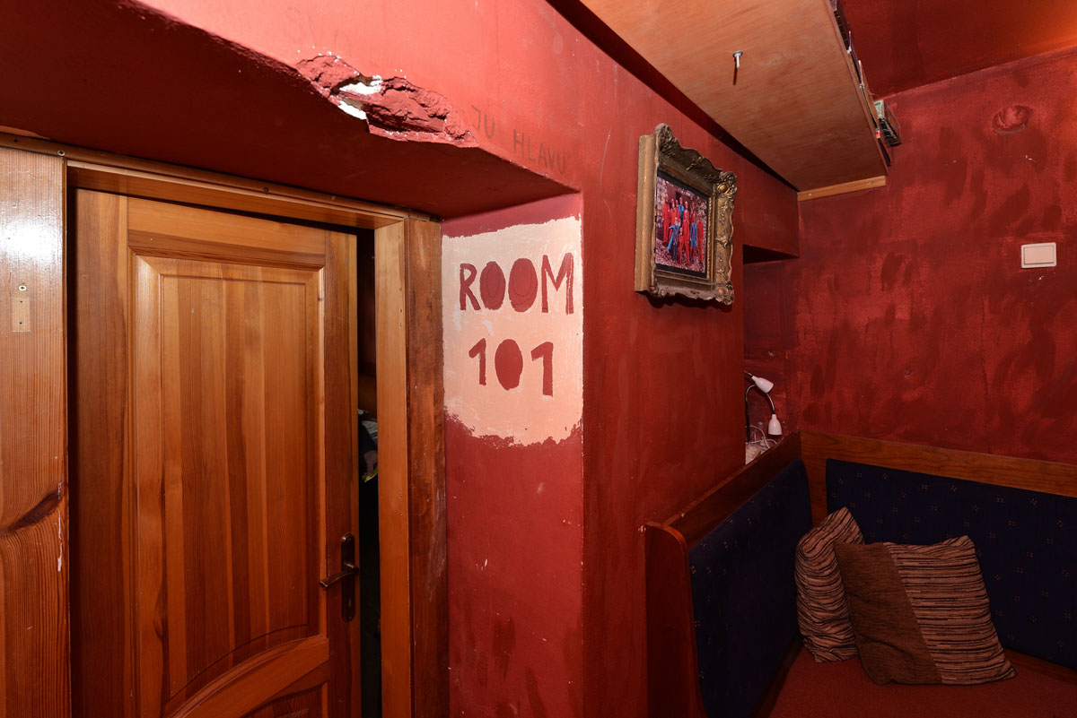 hostel_kosice_private_rooms_01_12